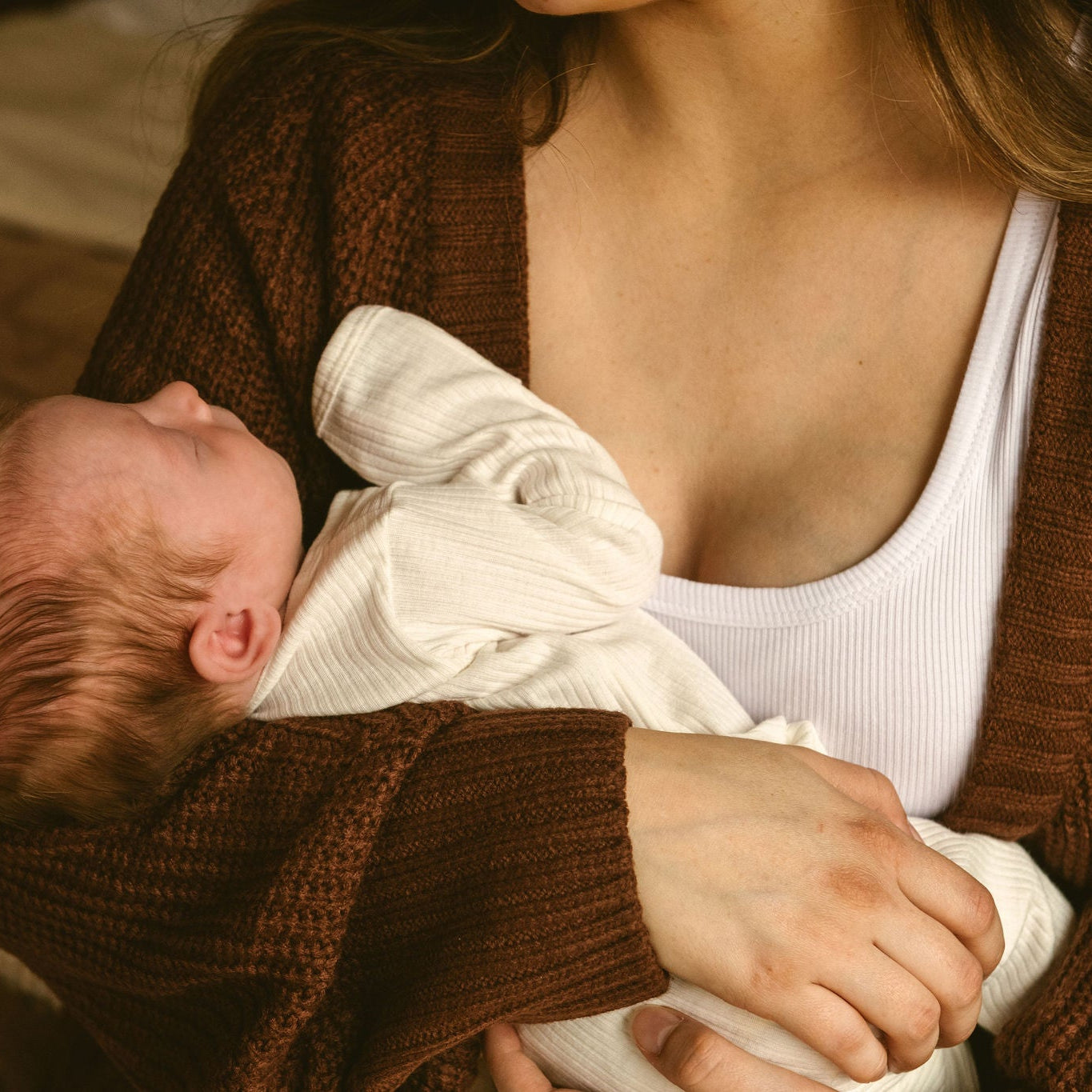 2 Week Postpartum: What Most Moms Feel (But Don't Say Out Loud)
