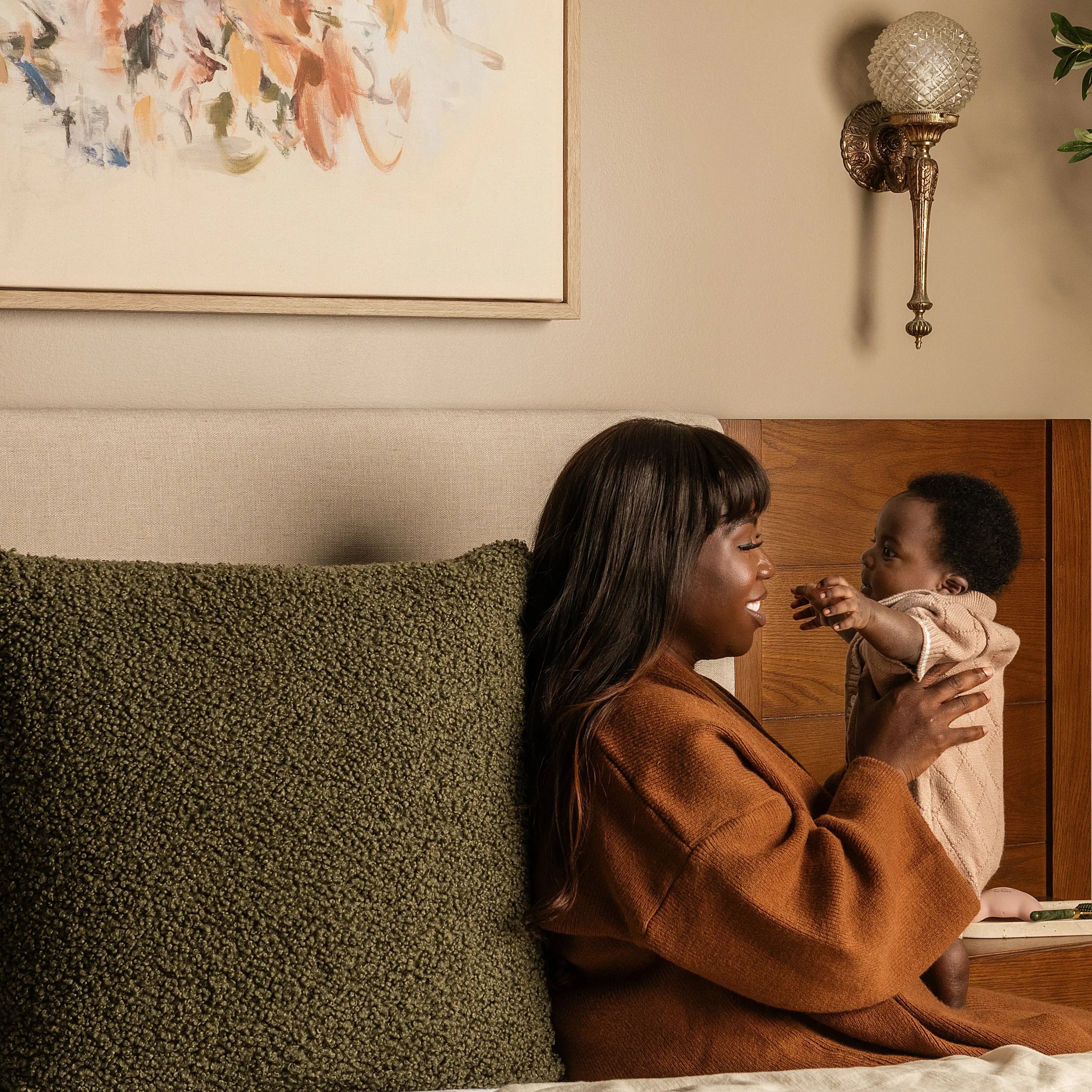 Top-5-Tips-for-Being-a-New-Mama Le Lolo