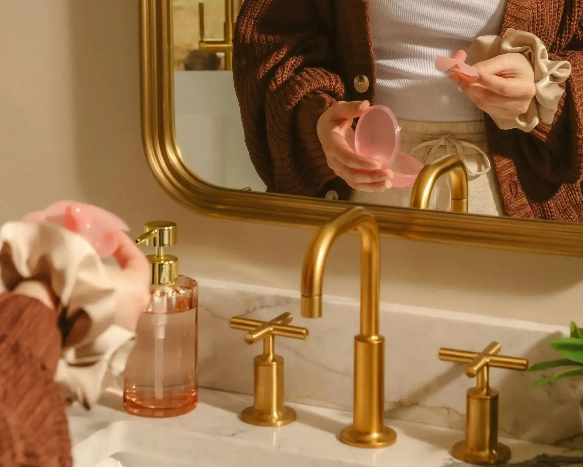 LeLolo Colored Nipple Shields