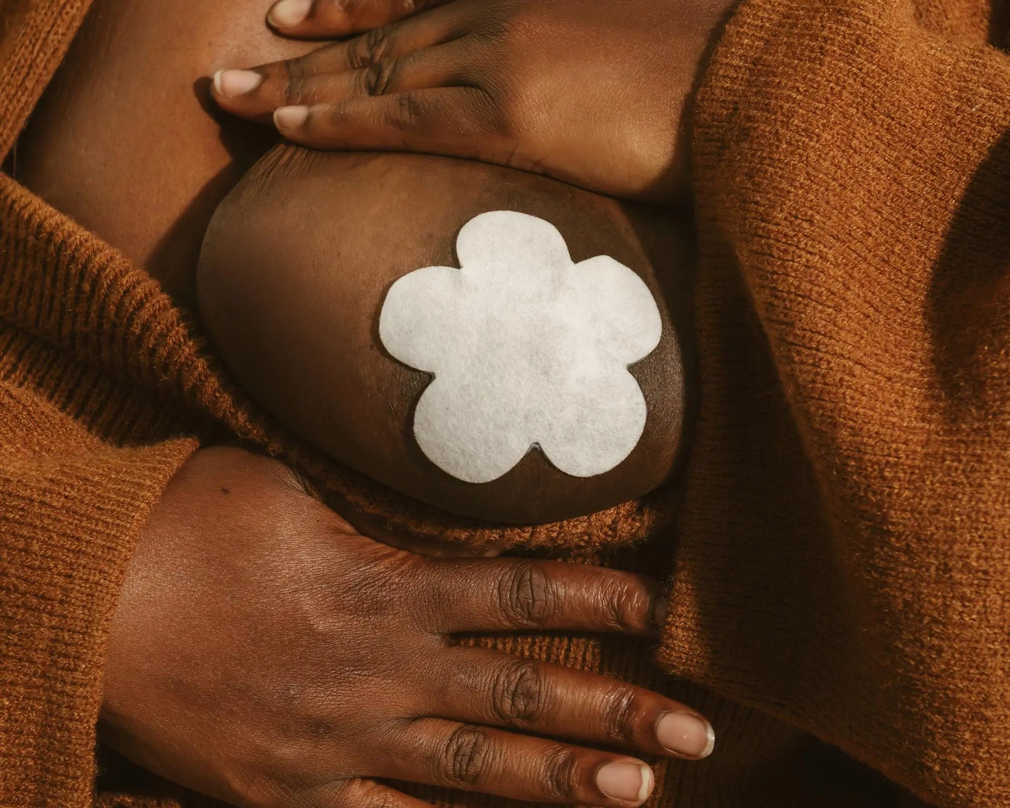 Cooling gel nipple pads – reusable hydrogel pads for sore nipples