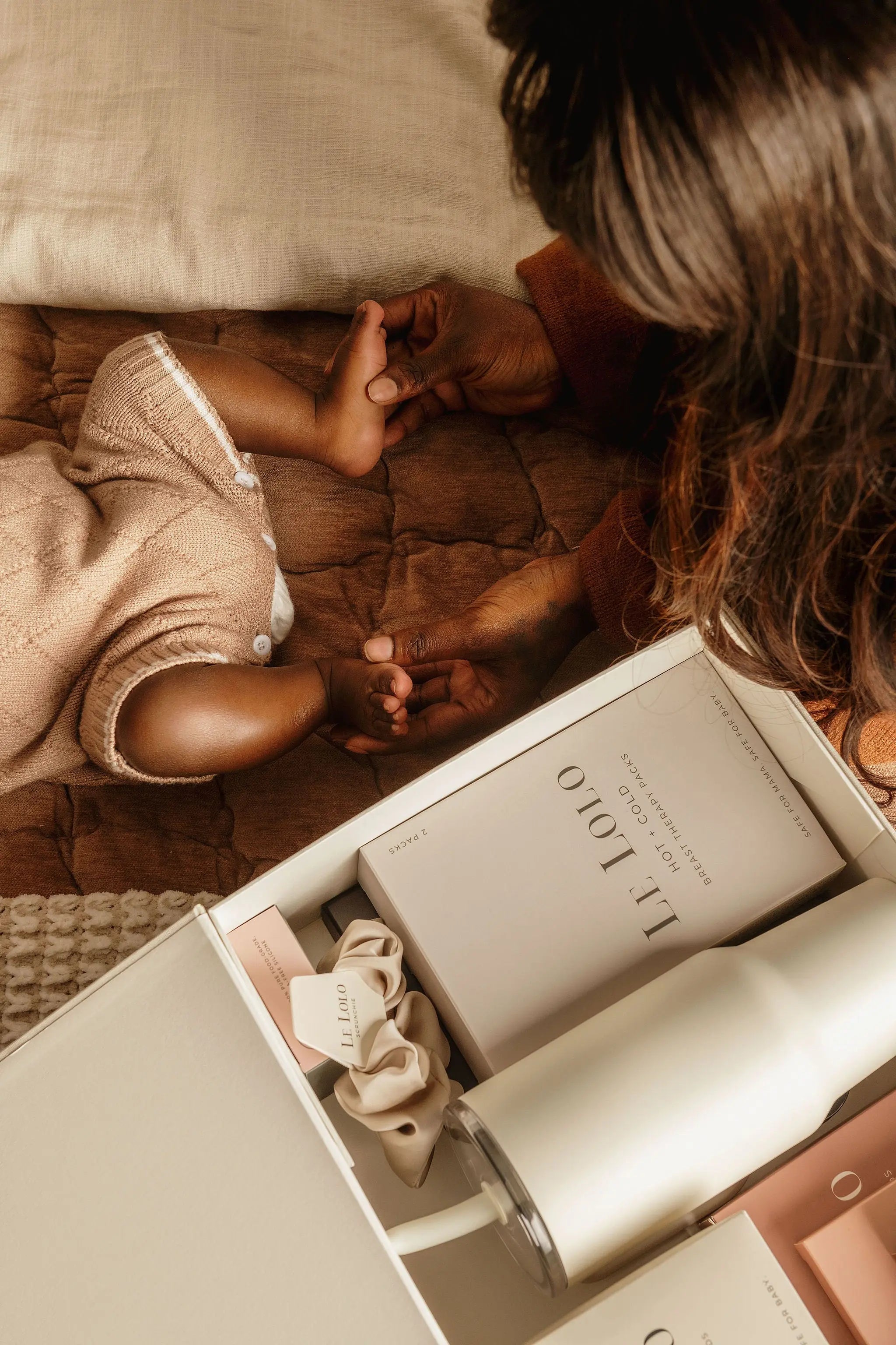 All-in-one breastfeeding kit for easier newborn feeding