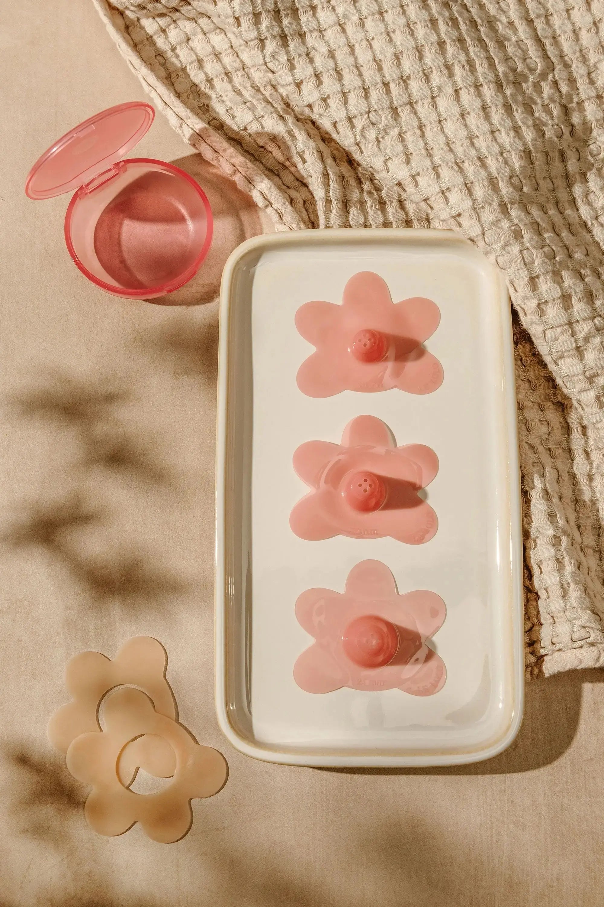 Buy colored nipple shield online – soft silicone nipple guard for moms