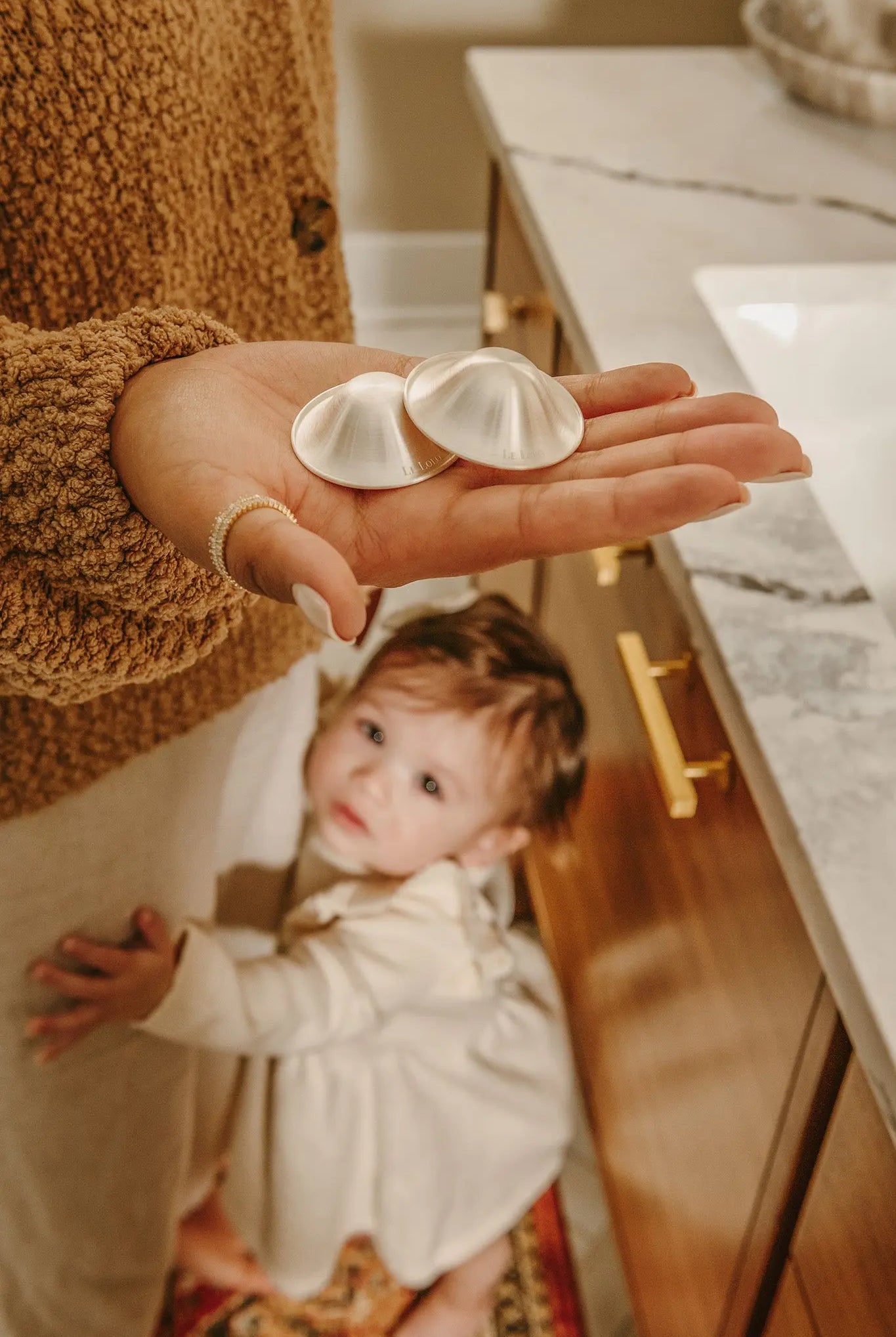 Buy silver nursing cups online – 999 silver nipple protectors for new moms