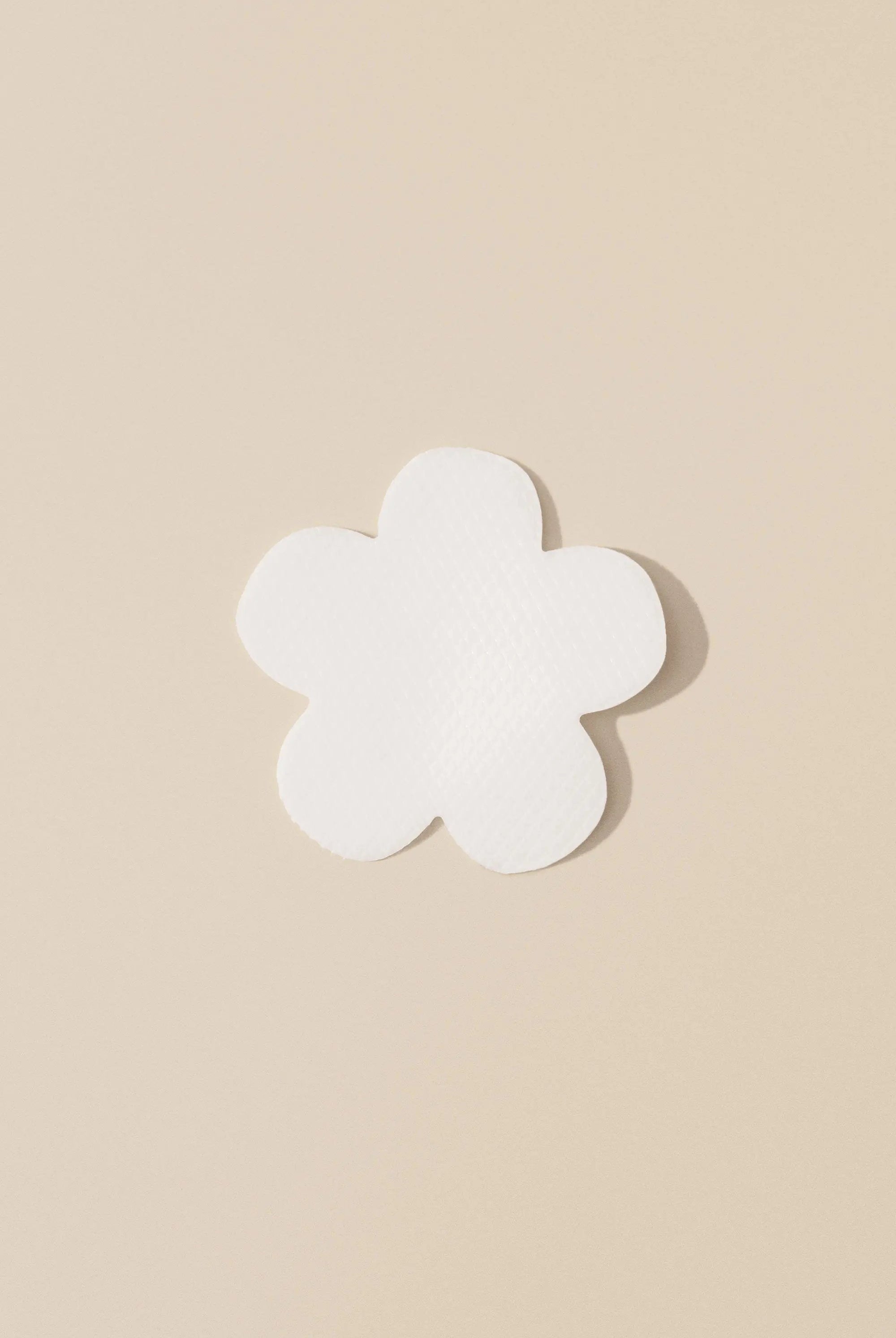 Hydrogel nipple pads – cooling and calming nipple care for breastfeeding mothers