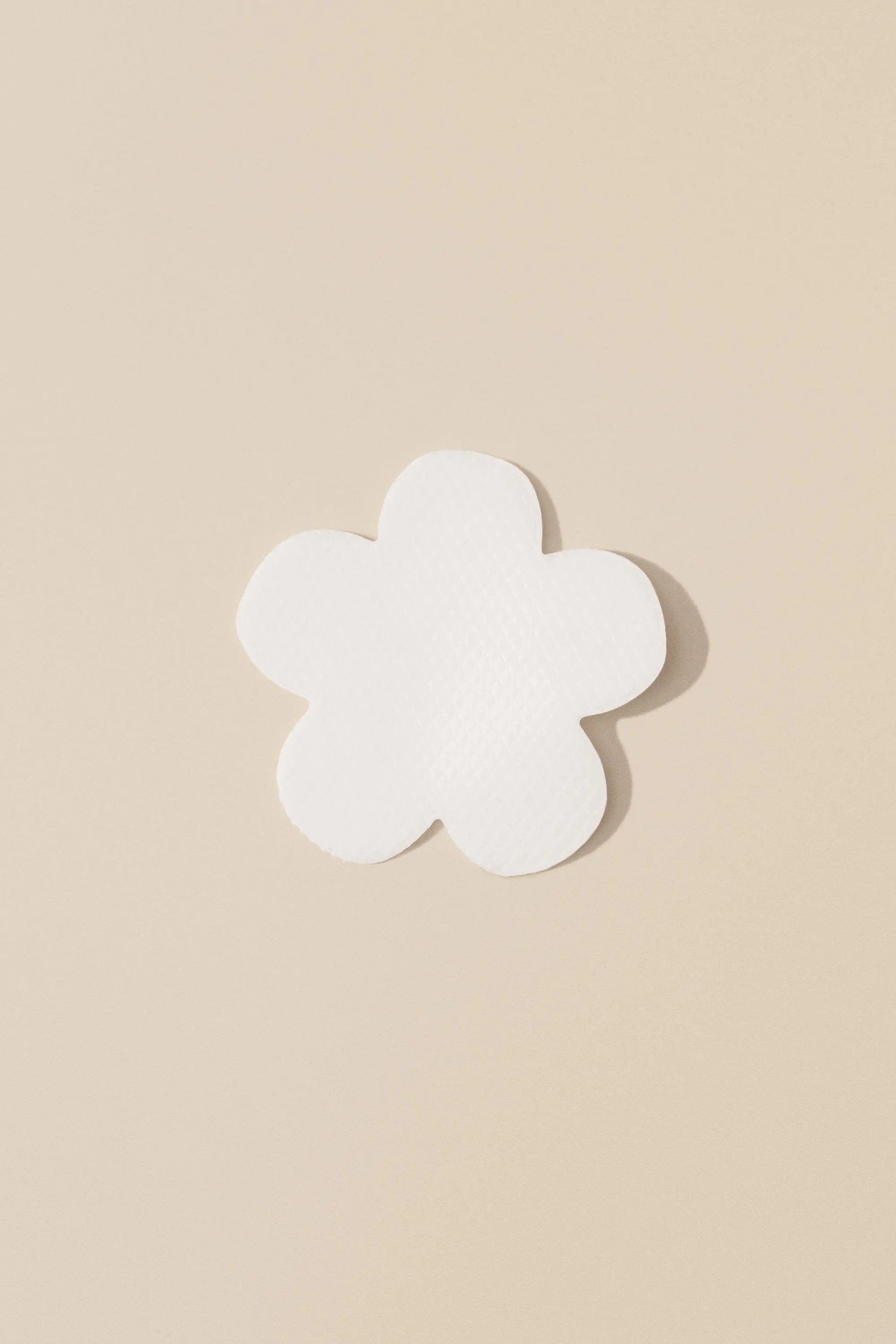 Hydrogel nipple pads – cooling and calming nipple care for breastfeeding mothers