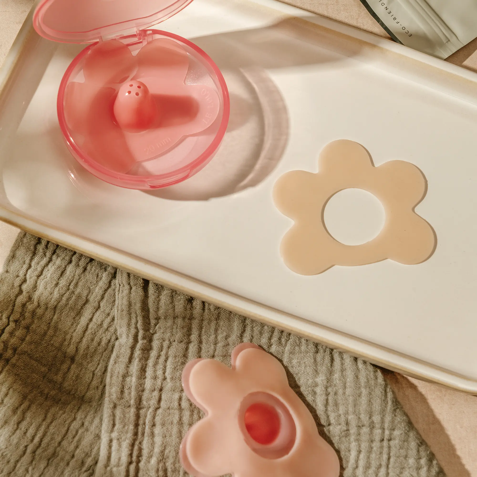 Waterproof nipple covers – reusable breastfeeding nipple shield stickers
