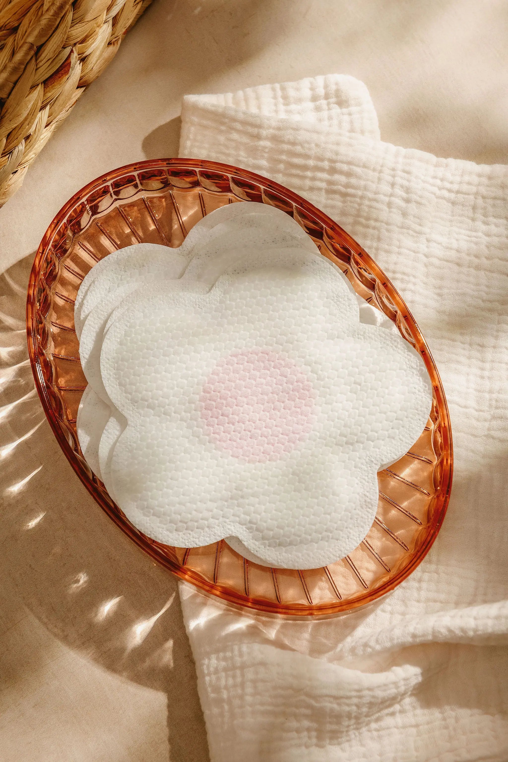 Floral disposable lactation pads for absorbing leaks